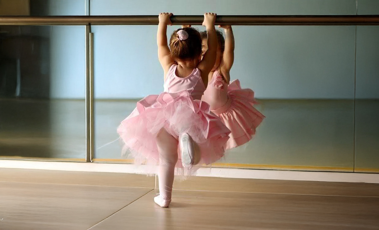 Where Growth Happens <br><strong>EDUCATION HUB & LIFESTYLE SUITES</strong>